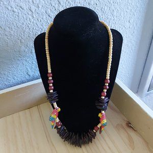 💎 3 /$20💎 Wood Beaded Parrot Necklace